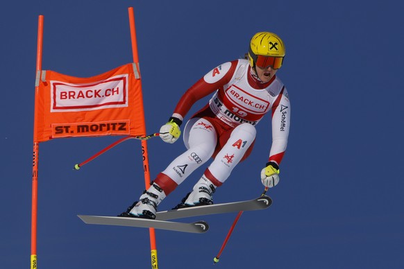 Austria&#039;s Nina Ortlieb speeds down the course during an alpine ski, women&#039;s World Cup downhill training, in St. Moritz, Switzerland, Thursday, Dec. 7, 2023. (AP Photo/Giovanni Pizzato)
