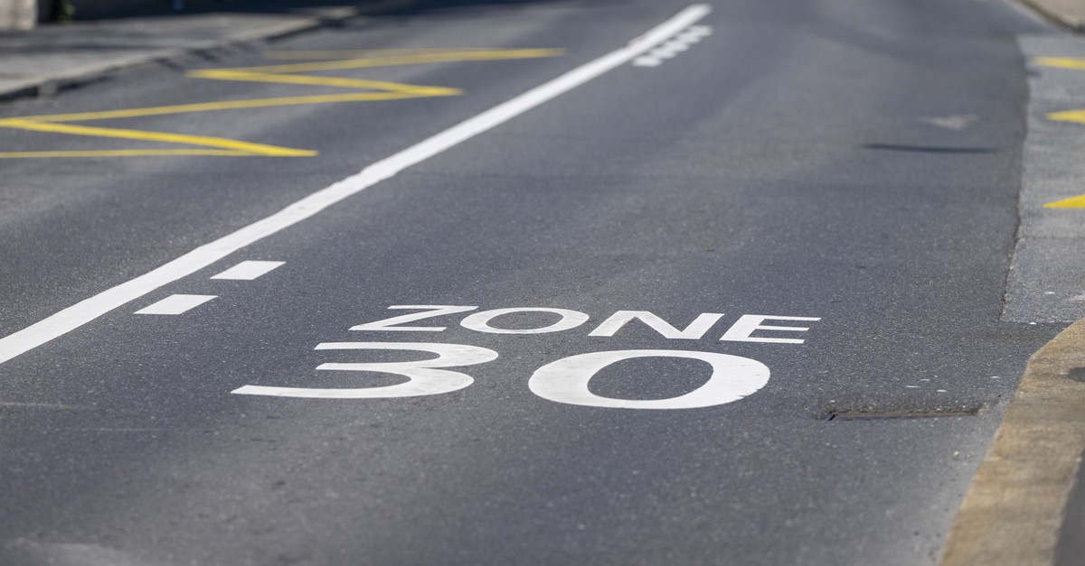 Tempo-30-gilt-neu-auf-ganzer-Basler-Els-sserstrasse