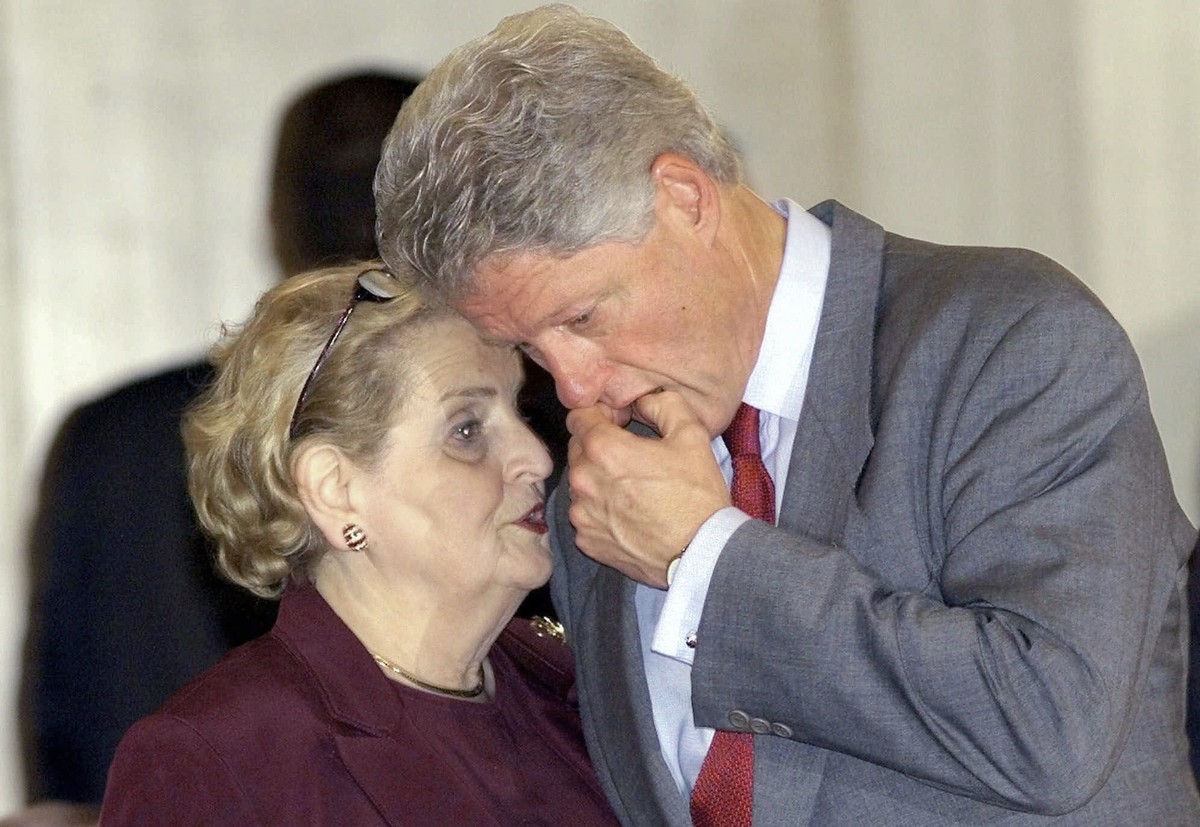 FILE - President Bill Clinton confers with U.S. Secretary of State Madeleine Albright before delivering the final statement at the Middle East Summit in the Egyptian resort town of Sharm el-Sheik, Egy ...