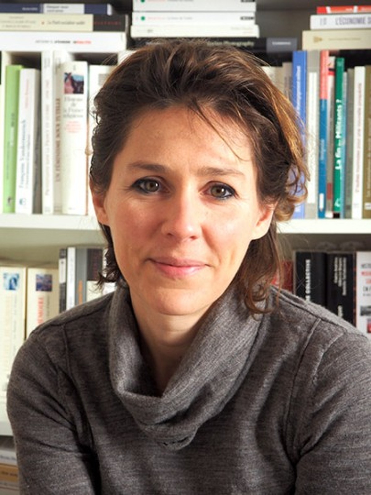 Axelle Brodiez-Dolino, spécialistes de l'histoire d'Emmaüs et confrontée à la question de la rumeur et à l'absence de témoignages au moment de la rédaction de son ouvrage Emmaüs et l  ...