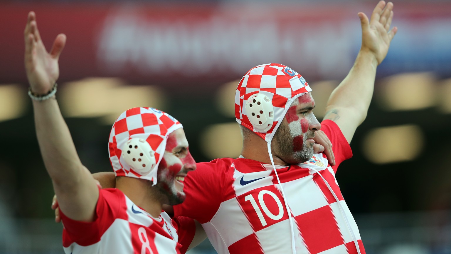 epa06814187 Supporters of Croatia prior the FIFA World Cup 2018 group D preliminary round soccer match between Croatia and Nigeria in Kaliningrad, Russia, 16 June 2018.

(RESTRICTIONS APPLY: Editori ...