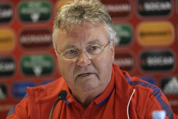 Netherlands&#039; soccer team coach Guus Hiddink speaks during a news conference in Riga, Latvia, June 11, 2015. Netherlands will play a Euro 2016 qualification match against Latvia in Riga on Friday. ...