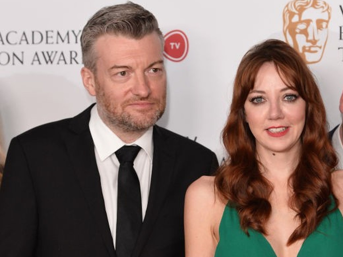 LONDON, ENGLAND - MAY 14: (L to R) Charlie Brooker, Diane Morgan and Lorry Powles, winners of the Comedy &amp; Comedy Entertainment Programme for 'Charlie Brooker's 2016 Wipe', pose in  ...