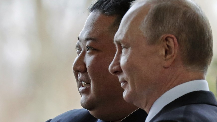 Russian President Vladimir Putin, right, and North Korea&#039;s leader Kim Jong Un pose for photographers during their meeting in Vladivostok, Russia, Thursday, April 25, 2019. Putin and Kim are set t ...