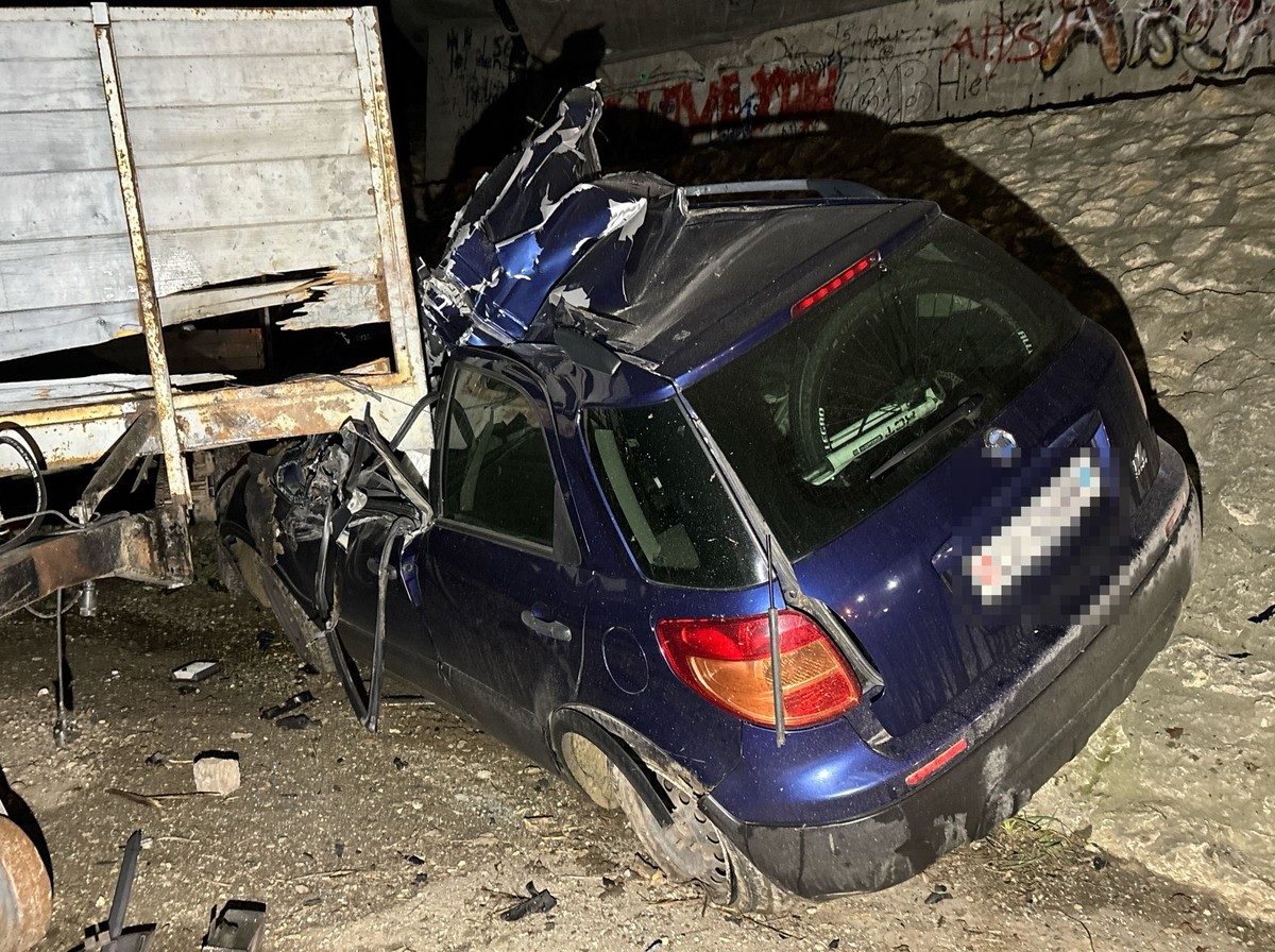 Oensingen: Autofahrer verursacht Selbstunfall mit einem gestohlenen Fahrzeug – eine Person verletzt