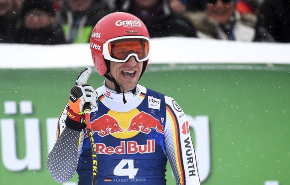 epa07317872 Josef Ferstl of Germany reacts in the finish area during the men&#039;s Downhill race of the FIS Alpine Skiing World Cup in Kitzbuehel, Austria, 25 January 2019. EPA/CHRISTIAN BRUNA