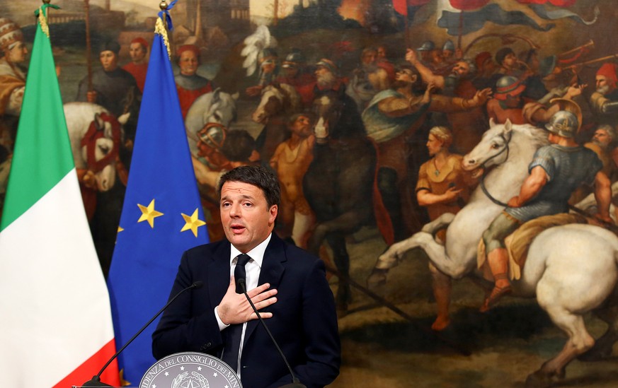Italian Prime Minister Matteo Renzi speaks during a media conference after a referendum on constitutional reform at Chigi palace in Rome, Italy, December 5, 2016. REUTERS/Alessandro Bianchi/File Photo