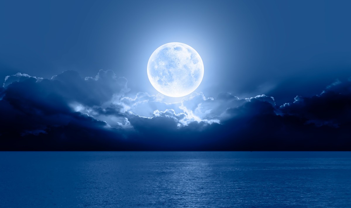 Pleine lune d'août 2024 en Suisse
