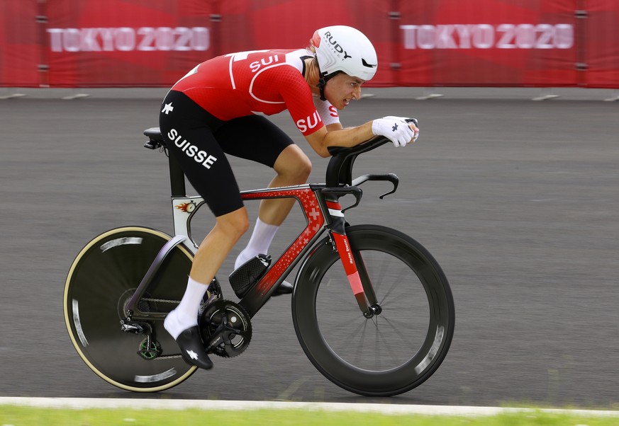Marlen Reusser, of Switzerland, competes during the women&#039;s cycling individual time trial at the 2020 Summer Olympics, Wednesday, July 28, 2021, in Oyama, Japan. (Tim de Waele/Pool Photo via AP)