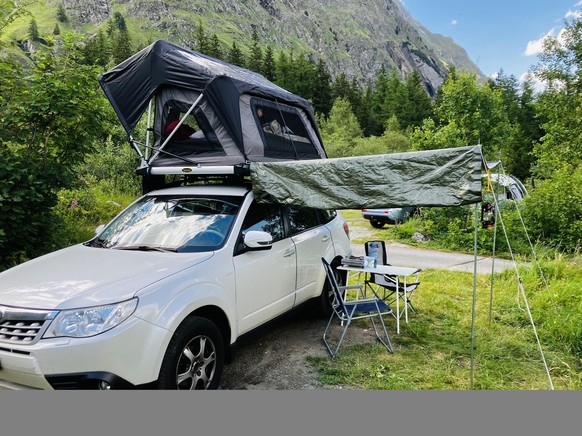 Keinen Bock auf ein Standard-Zelt oder -Wohnmobil? Hier kommen 26 skurrile Alternativen\nBin bescheidener unterwegs. Aber die Inspiration fÃ¼r AusbauplÃ¤ne habe ich mit diesem Artikel durchaus erhalte ...