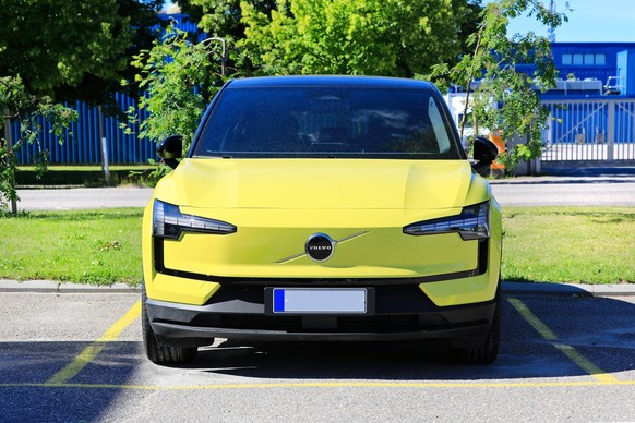 2024 Yellow Volvo EX30 Battery Electric SUV Parked 2024 Yellow Volvo EX30, a battery electric subcompact crossover SUV manufactured by Volvo Cars, parked at the dealership. Salo, FI. June 22, 2024. Co ...