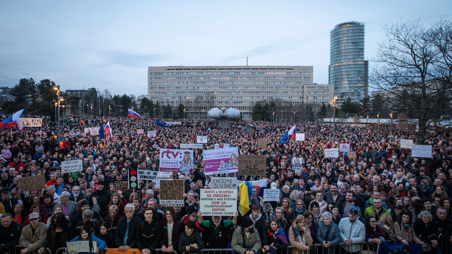 epa11222979 People take part in a demonstration against the government&#039;s plan of reorganization of RTVS public broadcaster, in Bratislava, Slovakia, 15 March 2024. Slovak Minister of Culture Mart ...