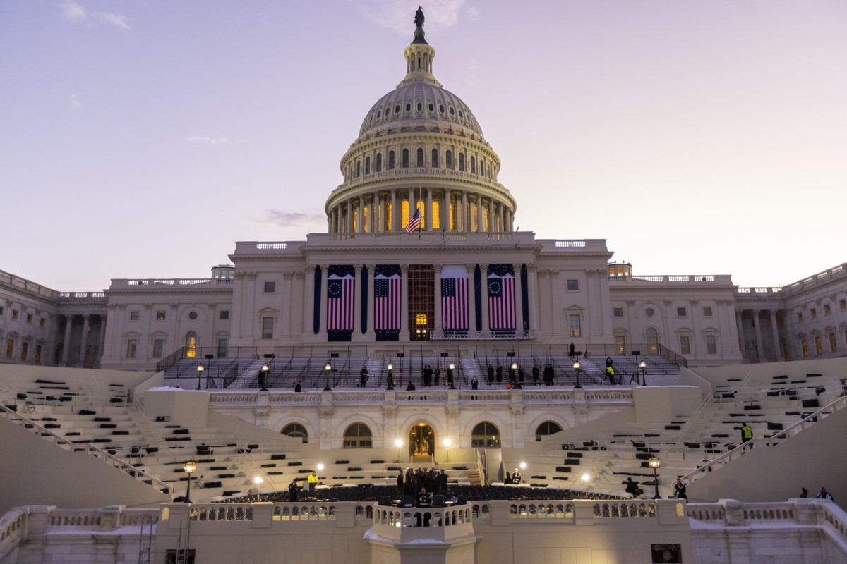 epaselect epa11820301 The sun rises during the rehearsal of the 2025 Presidential Inauguration at the US Capitol in Washington, DC, USA, 12 January 2025. Donald J. Trump will be inaugurated as the 47t ...