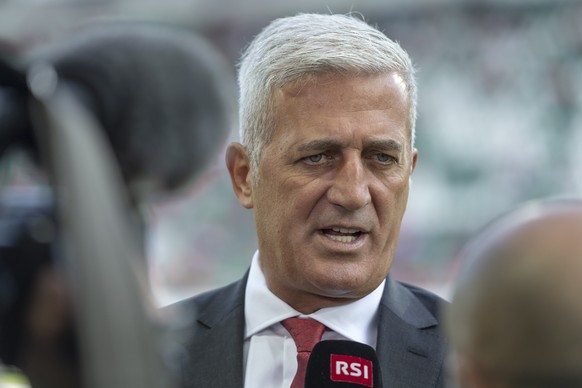 epa07005875 Switzerland&#039;s head coach Vladimir Petkovic prior to the UEFA Nations League group 2 match between Switzerland and Iceland at the Kybunpark stadium in St. Gallen, Switzerland, 08 Septe ...