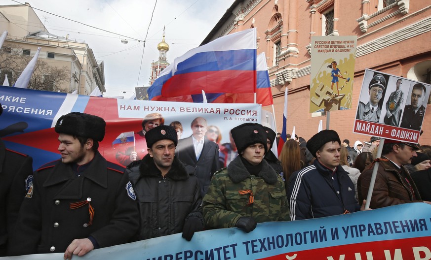 Demonstranten für ein Gross-Russland in Moskau.
