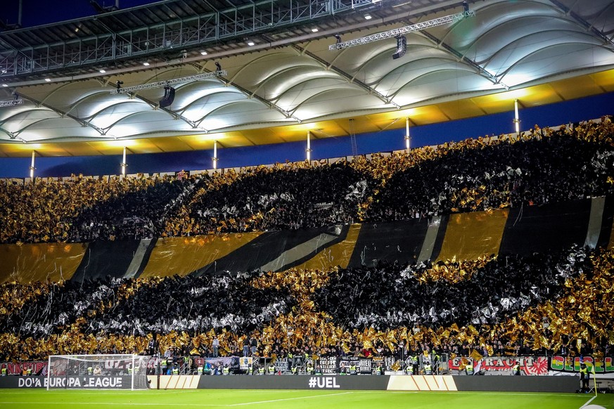 epa07420450 Frankfurt supporters show their choreography prior to the UEFA Europa League round of 16, first leg soccer match between Eintracht Frankfurt and FC Inter in Frankfurt Main, Germany, 07 Mar ...