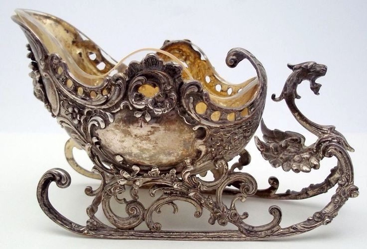 Rokoko-Schlitten antik Polen Russland Frankreich https://www.pinterest.co.uk/pin/381750505886700917/