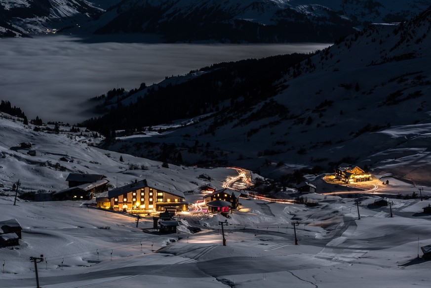 Nachtschlitteln Rauszeit beste Schlittelpisten der Schweiz Fideriser Heuberge