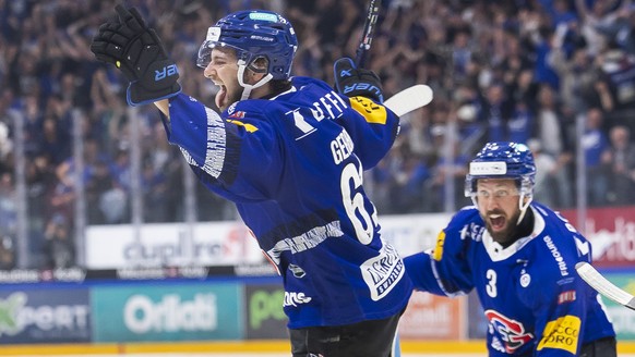 Jeremi Gerber (HCFG), gauche, celebre son but victorieux avec Michael Kapla (HCFG), droite, lors du sixieme match de la finale des play-off du championnat suisse de hockey sur glace de National League ...
