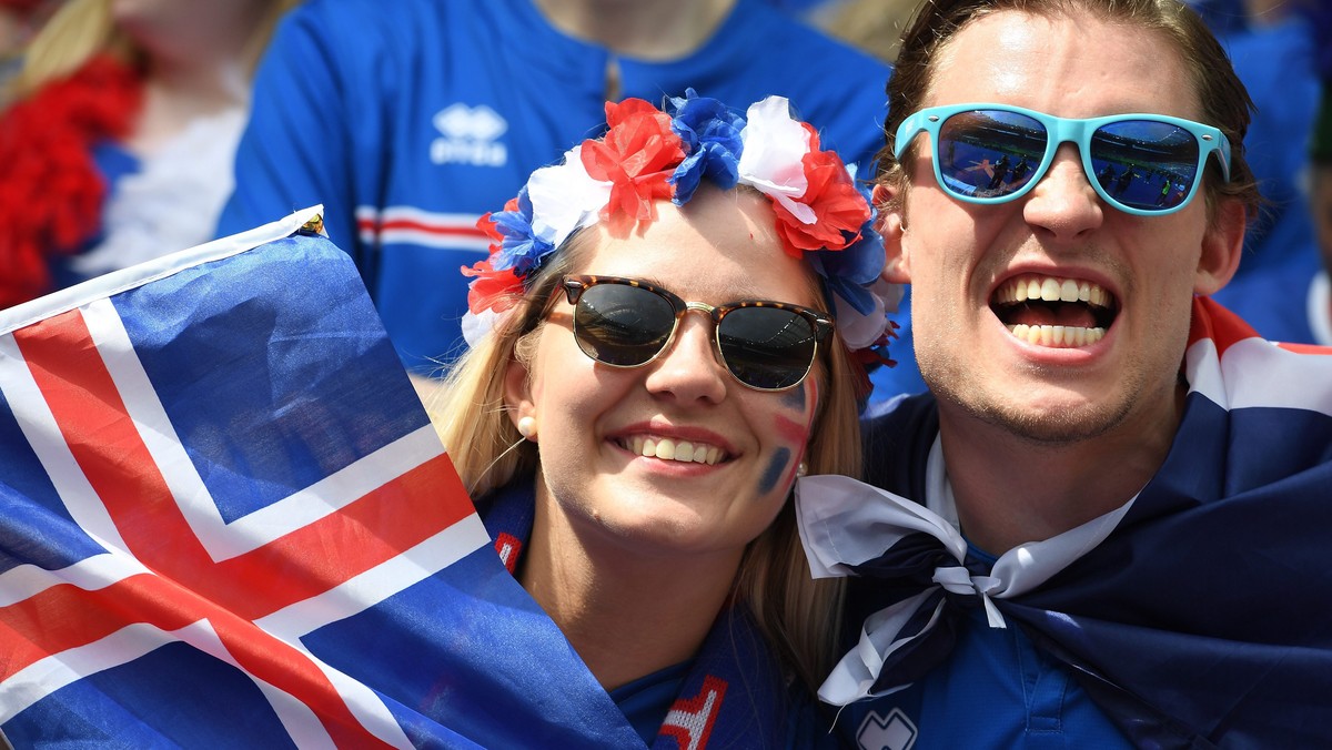 Isländische Fans beim Sieg im Gruppenspiel gegen Österreich.