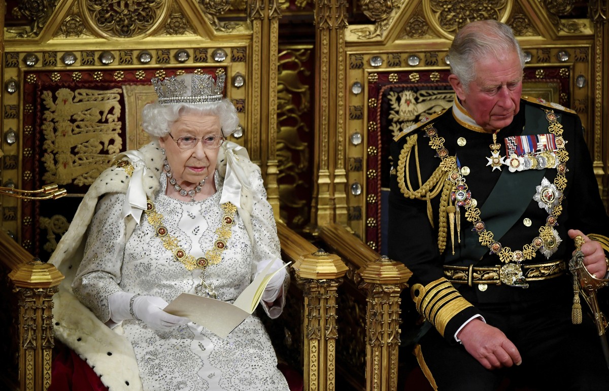 Britain's Queen Elizabeth II delivers the Queen's Speech during the official State Opening of Parliament in London, Monday Oct. 14, 2019. (Toby Melville/Pool via AP)