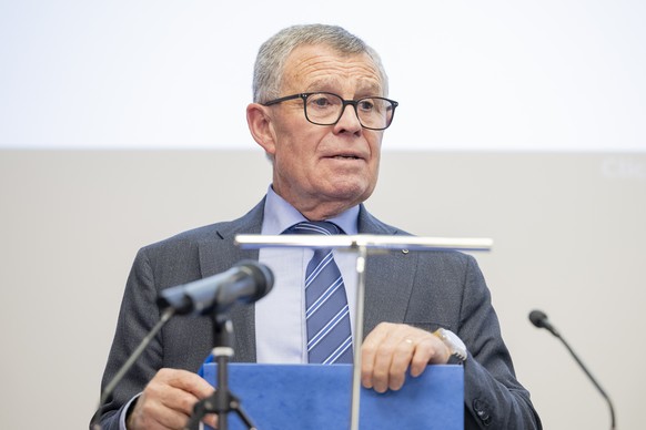 Regierungsrat Ernst Stocker, Finanzdirektor Kanton Zuerich, spricht an der Medienkonferenz zum Rechnungsabschluss 2025 des Kantons Zuerich, am Freitag, 13. Maerz 2026 im Konferenzzentrum Walcheturm in ...