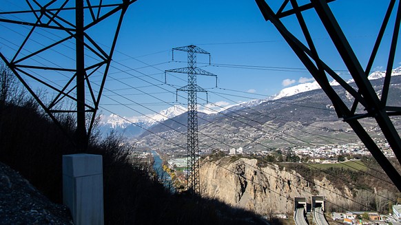 Im Kanton Wallis ist am Freitag in vielen Gebieten der Strom ausgefallen. (Themenbild)