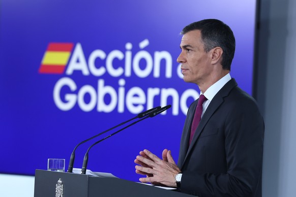 epa12191618 A handout photo made available by the Moncloa Palace of a video capture of Spanish Prime Minister Pedro Sanchez, delivers an institutional declaration at La Moncloa Palace, in Madrid, Spai ...