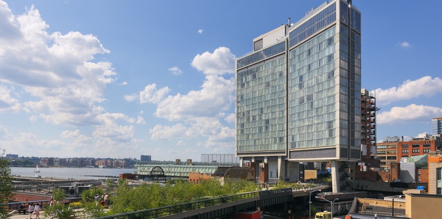 Das In-Hotel «The Standard» wurde quer über der High Line erbaut.