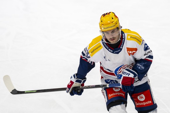 PostFinance Top Scorer Pontus Aberg (ZSC), en action, lors du match du championnat suisse de hockey sur glace de National League entre Geneve-Servette HC, GSHC, et ZSC Lions, ZSC, ce samedi 22 novembr ...