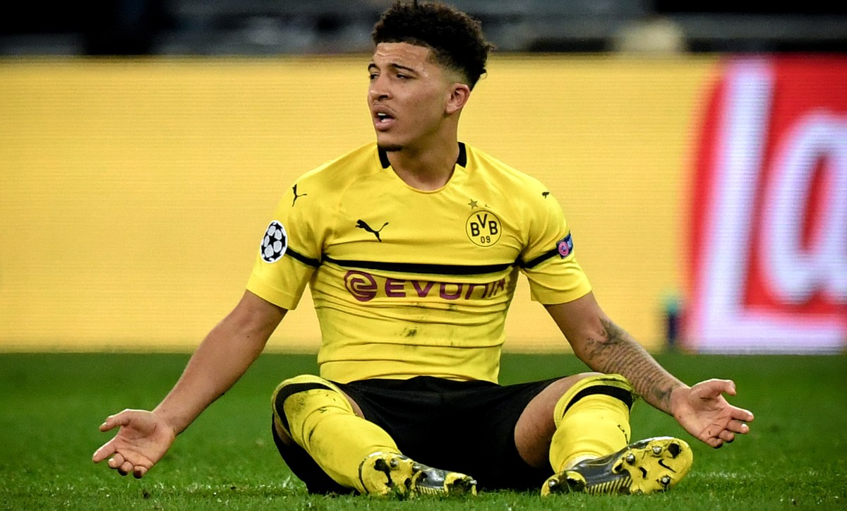 epa07367971 Dortmund's Jadon Sancho reacts during the UEFA Champions League round of 16 soccer match between Tottenham Hotspur and Borussia Dortmund at Wembley Stadium, Britain, 13 February 2019. ...