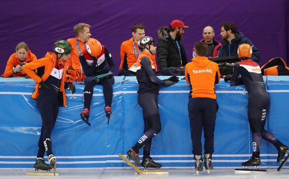 epa06495362 Members of the Netherlands Short Track team during a training session for the Short Track event at the Gangneung Ice Arena in Gangneung, South Korea, 04 February 2018. The PyeongChang 2018 ...