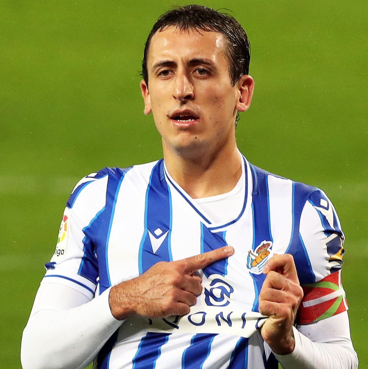 epa08773802 Real Sociedad's Mikel Oyarzabal celebrates after scoring the 1-0 lead from the penalty spot during the Spanish La Liga soccer match between Real Sociedad and SD Huesca at Reale Arena  ...