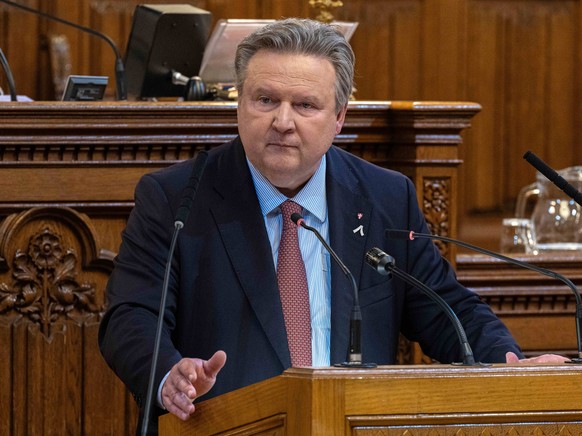 20251118 Wiener Gemeinderat 7te Sitzung WIEN, OESTERREICH - NOVEMBER 18: Wiener Buergermeister und Landeshauptmann Michael Ludwig SPOe beim Wiener Gemeinderat - 7te Sitzung im Rathaus am 18. November  ...