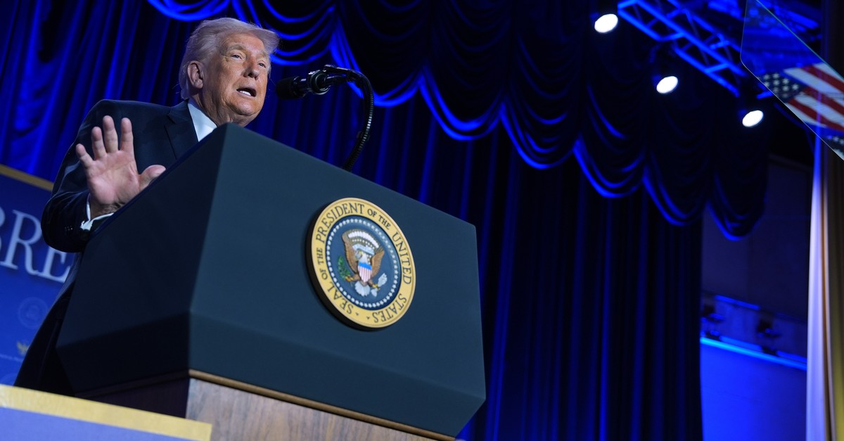 -Sie-zerst-ren-ihr-Land-Trump-l-stert-schon-wieder-ber-die-Schweiz