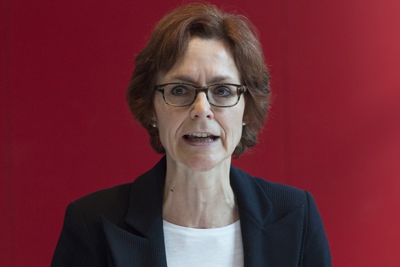 Monika Ruehl, Vorsitzende der Geschaeftsleitung, aeussert sich zu wichtigen Weichenstellungen an der Jahresmedienkonferenz des Wirtschaftsverbandes economiesuisse, am Dienstag, 2. Februar 2016, in Ber ...