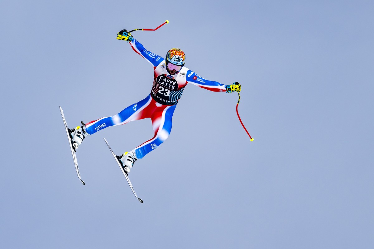 epa11914947 Matthieu Bailet of France in action during the Men's Downhill race at the FIS Alpine Skiing World Cup in Crans-Montana, Switzerland, 22 February 2025. EPA/JEAN-CHRISTOPHE BOTT