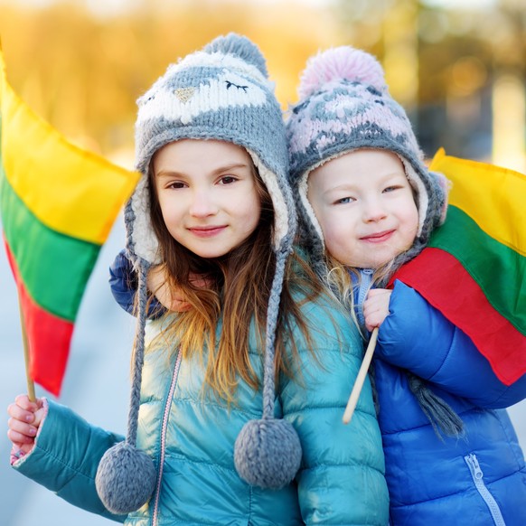 litauen kinder flaggen winter jacken mützen herzig baltenstaaten