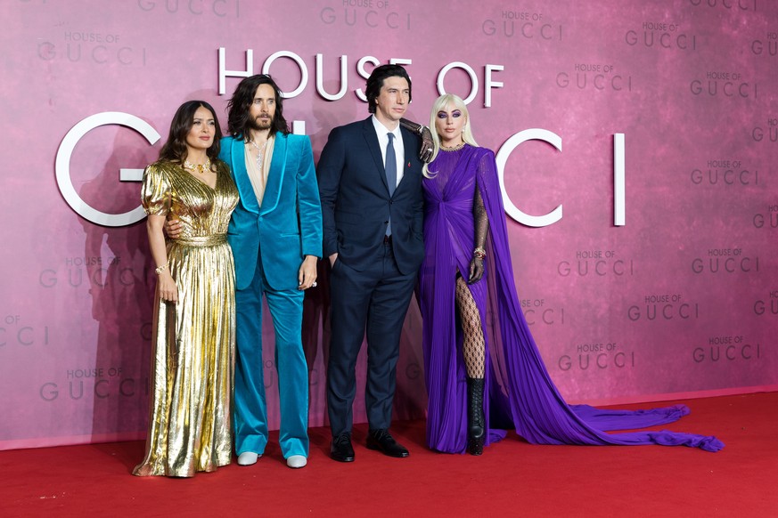 epa09573220 US-Mexican actor Salma Hayek (L), US actor Jared Leto (2-L), US actor Adam Driver (2-R) and US singer-songwriter Lady Gaga (R) attend the UK premiere of the film &#039;House of Gucci&#039; ...