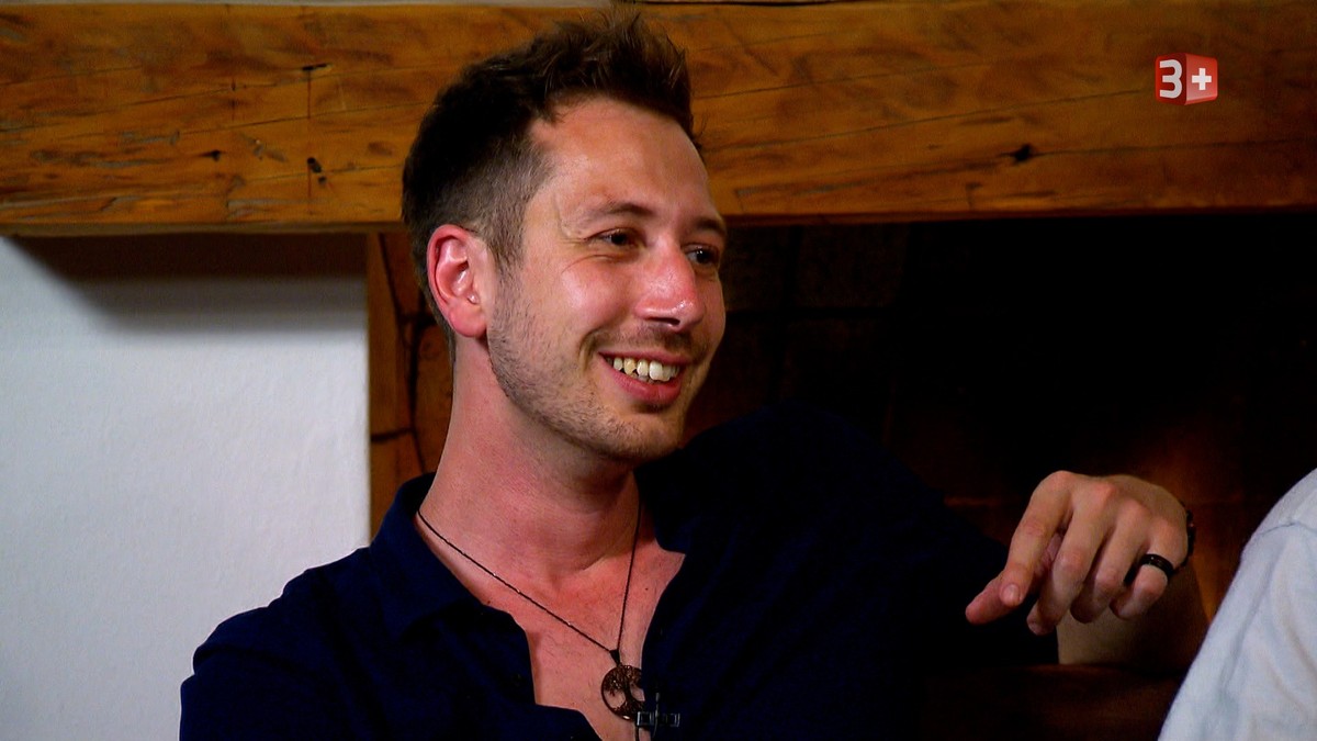 Das ist Matteo und sein Lebensbaum. Hat er eine Chance zu überleben? Wenn man die Thujen heutzutage so anschaut, eher nicht.
