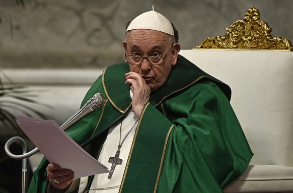 epa10984102 Pope Francis leads a holy mass for the seventh annual World Day of the Poor in Saint Peter&#039;s Square, Vatican City, 19 November 2023. EPA/RICCARDO ANTIMIANI