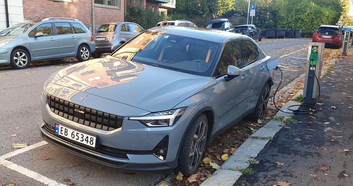 Der Polestar 2 verpasste 2021 um Haaresbreite die Top 10 der meistverkauften Elektroautos.