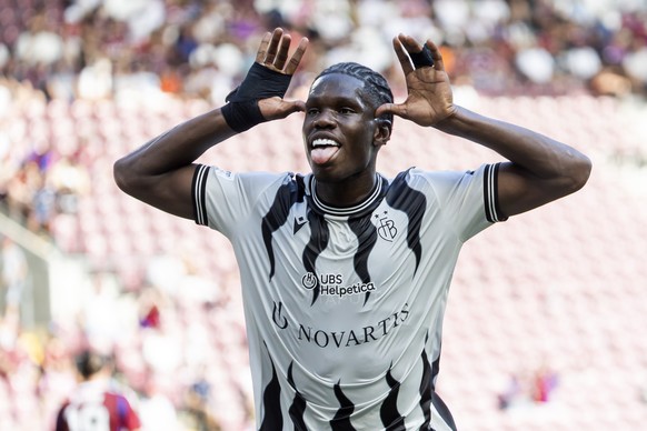 Thierno Barry (FCB) celebrates his goal after scoring the 0:1, during the Super League soccer match of Swiss Championship between Servette, SFC, and Basel, FCB, at the Stade De Geneve in Geneva, Switz ...