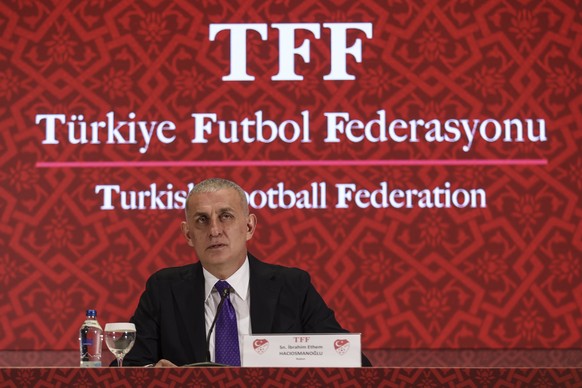 epa12545315 Turkish Football Federation (TFF) President Ibrahim Haciosmanoglu speaks during a press conference at the TFF Riva Facility in Istanbul, Turkey, 24 November 2025. The TFF has suspended ove ...