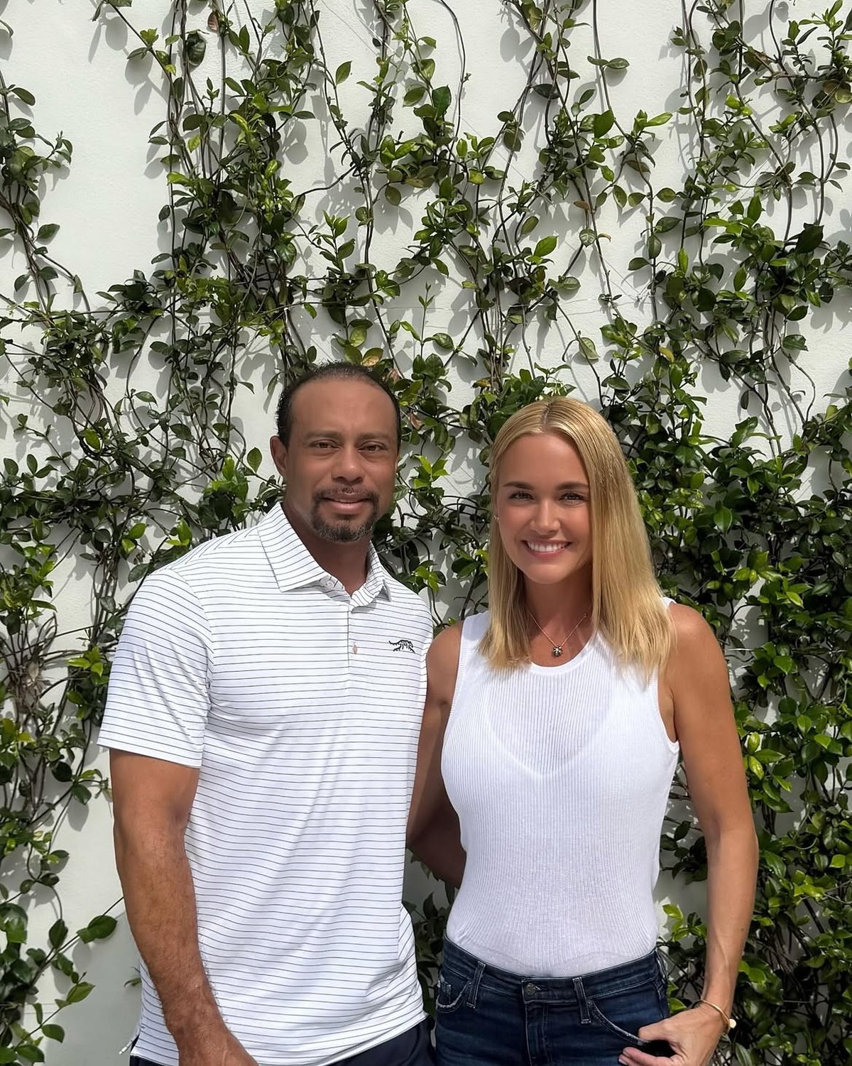 La photo d'officialisation du couple, posté par Tiger Woods sur ses réseaux sociaux.
