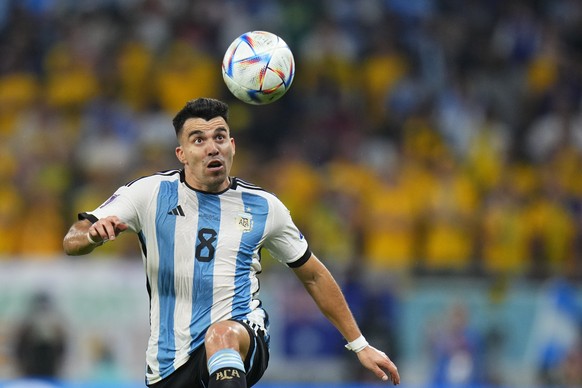 Argentina&#039;s Marcos Acuna controls the ball during the World Cup round of 16 soccer match between Argentina and Australia at the Ahmad Bin Ali Stadium in Doha, Qatar, Saturday, Dec. 3, 2022. (AP P ...