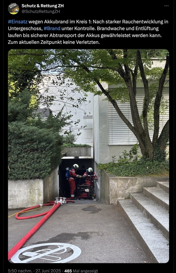 Feuerwehreinsatz nach Akkubrand an Kantonsschule Stadelhofen in Zürich (27. Juni 2025)