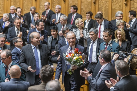 Kurz nach der Wahl: Applaus für den ersten welschen SVP-Bundesrat.