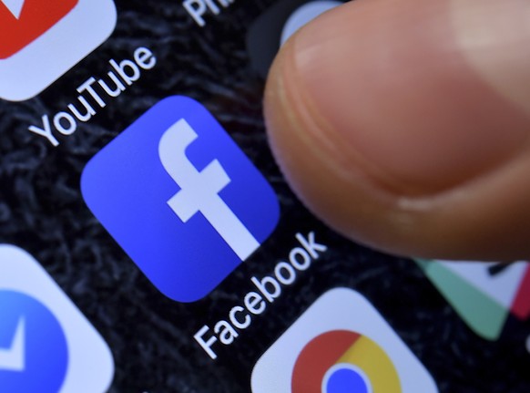 Die Zahl der monatlich aktiven Facebook-Nutzer nahm im letzten Quartal um acht Prozent auf 2,45 Milliarden zu. (Symbolbild)