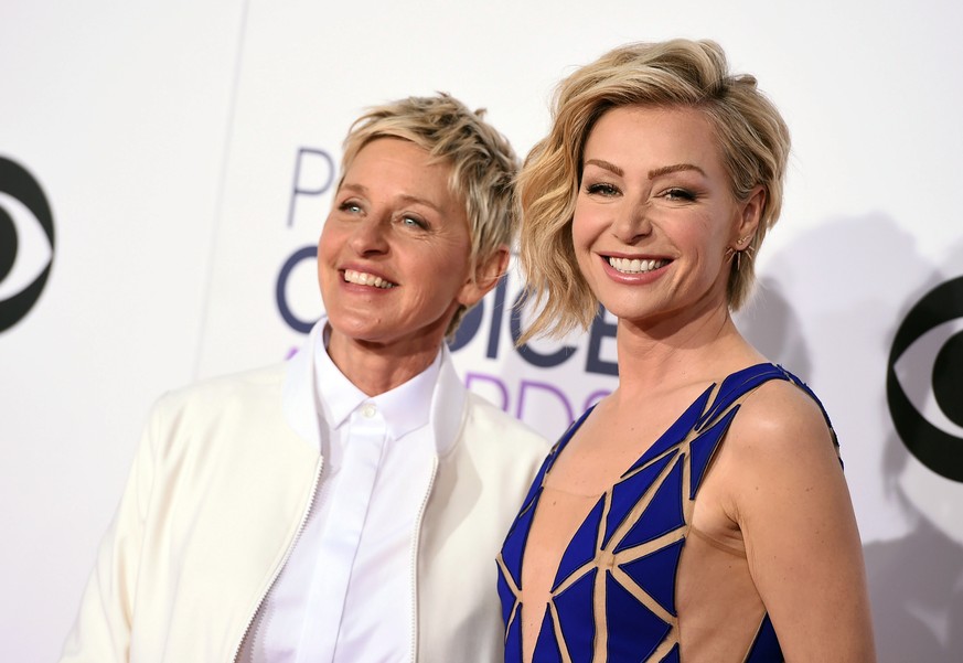 Ellen DeGeneres, left, and Portia de Rossi arrive at the People&#039;s Choice Awards at the Nokia Theatre on Wednesday, Jan. 7, 2015, in Los Angeles. (Photo by Jordan Strauss/Invision/AP)